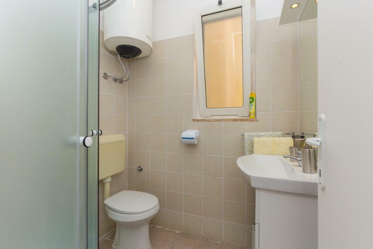 Apartment Kucera Rovinj Exterior foto